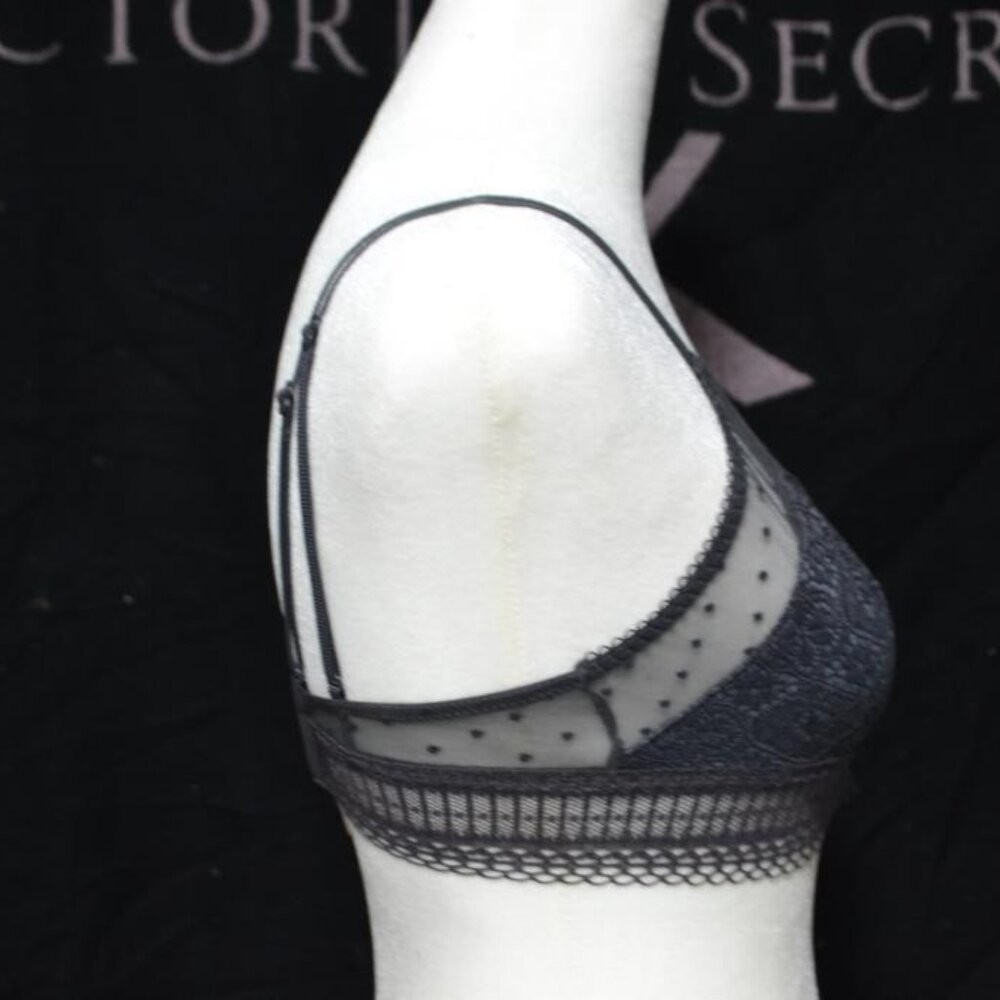 VICTORIA'S SECRET Very Sexy Bra Bralette - Picture 2 of 3